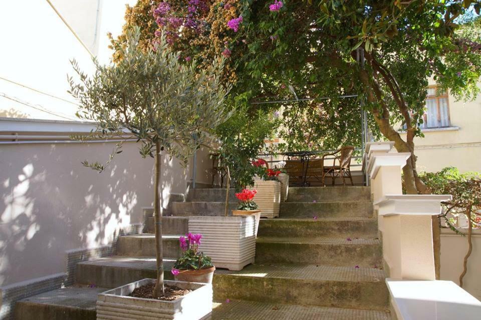B&B La Bougainvillea Andria Extérieur photo